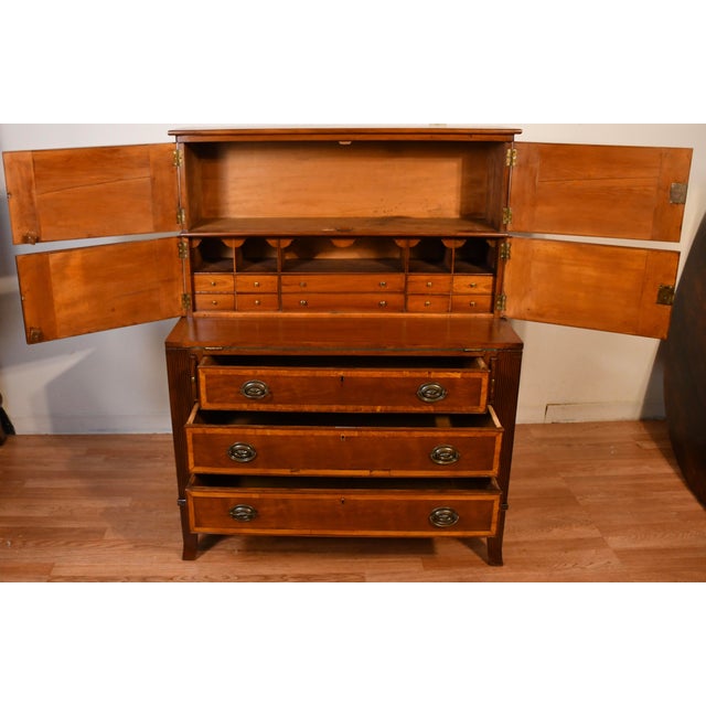 Brass 19th American Federal Mable Wood Secretary Desk With Bookcase Top c.1870 For Sale - Image 8 of 18