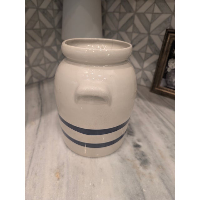Robinson Ransbottom Pottery Co. Vintage Robinson Ramsbottom Crock 4 Qt Stoneware With Blue Stripes For Sale - Image 4 of 12