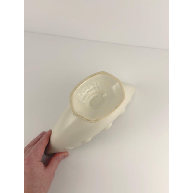 Mid-Century Modern Ceramic Mantel Vase from Shorter & Son, England, 1950s For Sale - Image 6 of 10