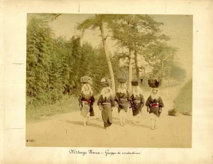 Japanese Country Women - Ancient Hand-Colored Albumen Print 1870/1890 1870/1890