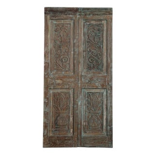 Antique Indian Carved Double Doors Floral Vase Design Wooden Barn Door 80x40 For Sale