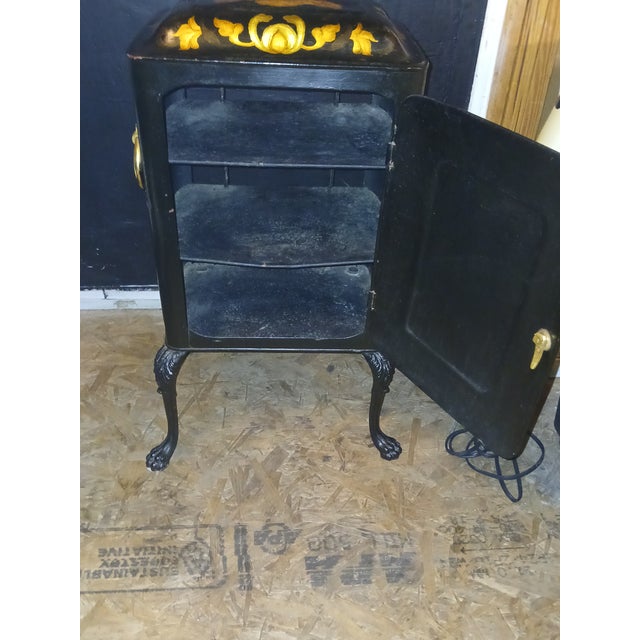 Black Antique Regency Early 19th Century Floral Toleware Rococo Chinoiserie Plate Warmer For Sale - Image 8 of 11