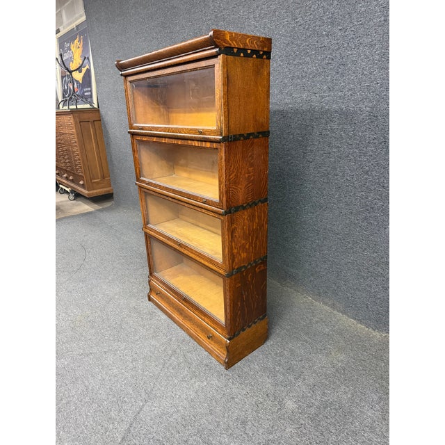 Macey 4-Section Quarter Sawn Oak Sectional Barrister Bookcase, C. 1910 For Sale - Image 11 of 12