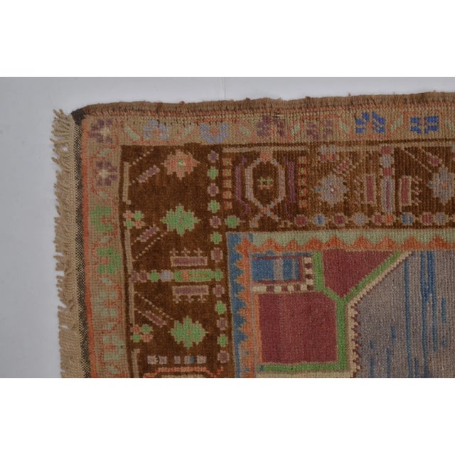 Vintage Small Oushak Floral Carpet For Sale In Phoenix - Image 6 of 10