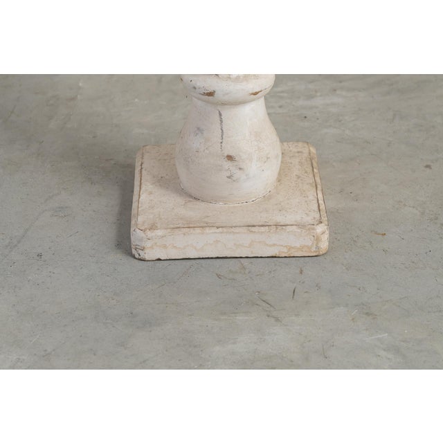 Anthropomorphic Brutalist Columns or Supports in White Patinated Wood. Spain, 1970s, Set of 2 For Sale - Image 4 of 8