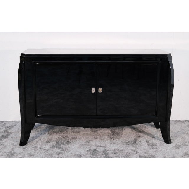 Small Vintage Art Deco Two-Door Sideboard in Black High-Gloss Lacquer, 1930s For Sale - Image 4 of 10