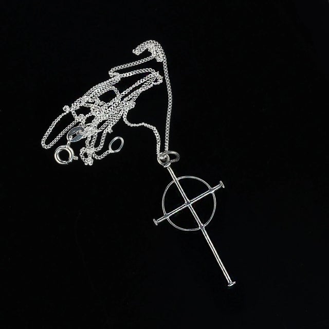 1970s James Avery Sterling Siler Pendant and Chain For Sale - Image 4 of 4