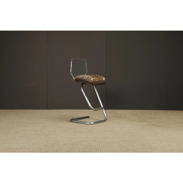 Pair of Lucite and Chrome Barstools by Luigi Bardini for Miniforms Italy, 1970s For Sale - Image 15 of 18