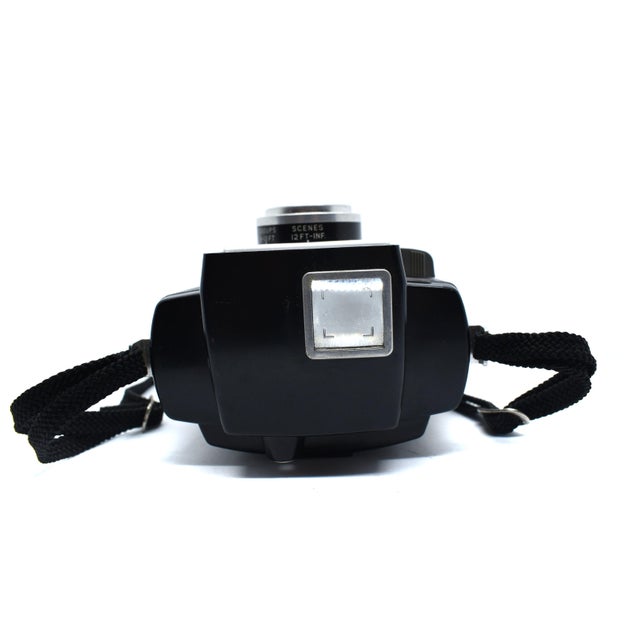 Eastman Kodak Mid 20th Century Kodak Brownie Twin 20 Camera With Original Box & Manual For Sale - Image 4 of 8