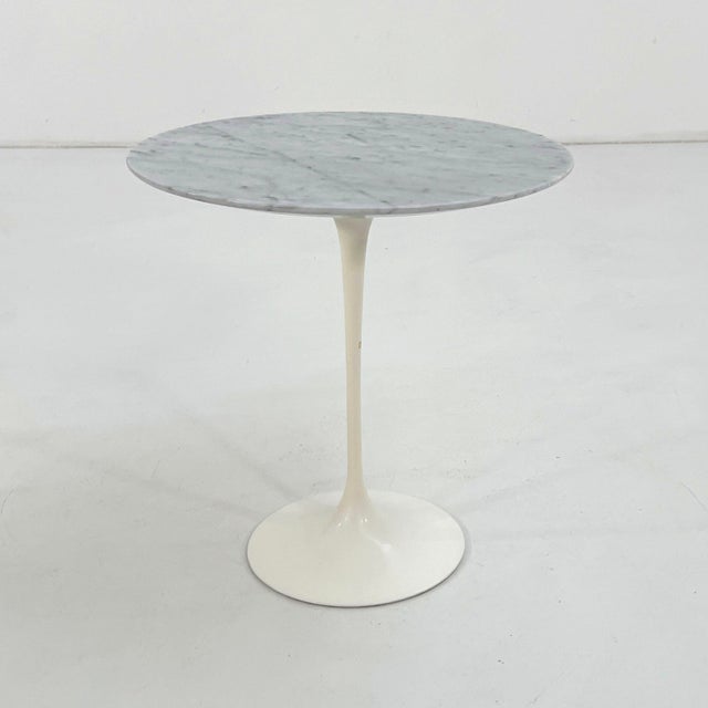 Tulip Side Table in Marble by Eero Saarinen for Knoll, 1970s For Sale - Image 11 of 11