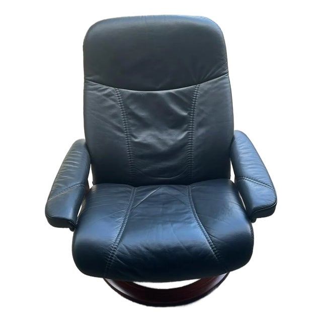 Stressless by Ekornes Leather Recliner – Made in Norway For Sale