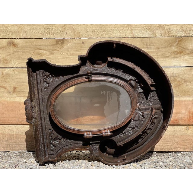Late 19th Century Large Bulls Eye Windows of a French Castle in Cast Iron, 1880, Set of 4 For Sale - Image 5 of 14