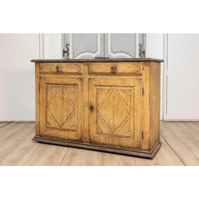 Wood 17th Century Italian Distressed Paint Wooden Buffet with Carved Diamond Motifs For Sale - Image 7 of 12