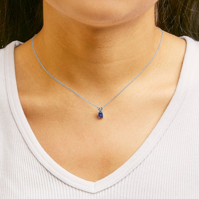 14K White Gold 6x4MM Emerald Cut Blue Sapphire Solitaire Pendant Necklace For Sale - Image 4 of 5