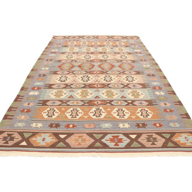 Tribal Vintage Persian Shiraz Kilim Rug - 05'09 X 08'05 For Sale - Image 3 of 9