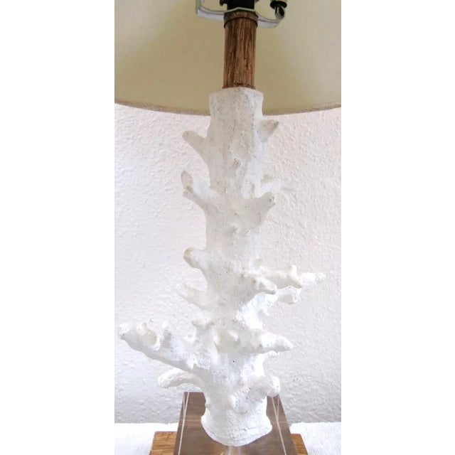 2000 - 2009 Pair of Uttermost Corallo White Coral Crystal Cube Wood Pattern Base Table Lamps For Sale - Image 5 of 10