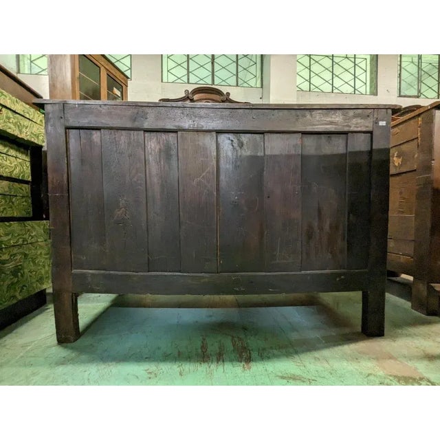 Louis XIV Chest of Drawers in Walnut For Sale - Image 4 of 9