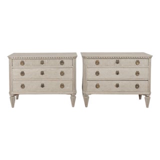 Pair of 19th Century Swedish Gray Painted Chests of Drawers For Sale
