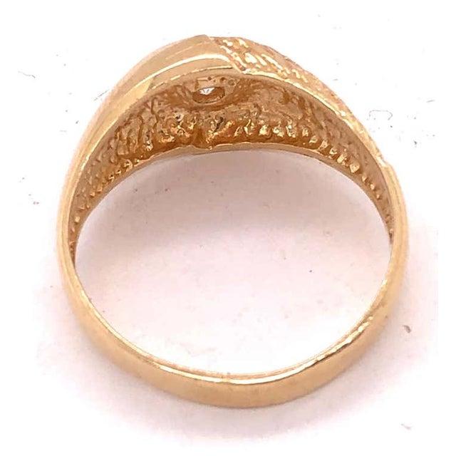 14 Karat Yellow Etched Gold Fashion Ring With Solitaire Round Diamond For Sale - Image 4 of 12
