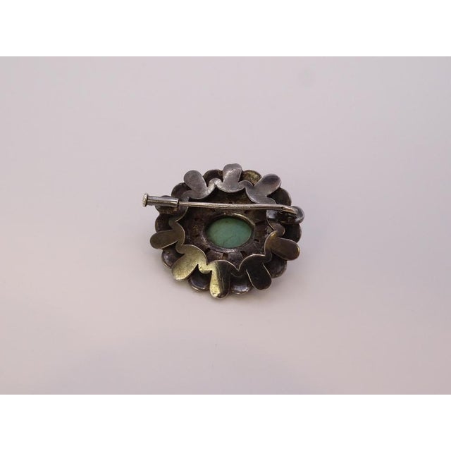 Art Nouveau Cabochon Flower Brooch in Antiqued Metal, Enamel and Turquoise, France, 1920s For Sale - Image 13 of 18