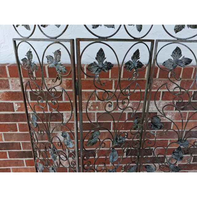 Antique 4 Panel Iron Screen. For Sale - Image 11 of 15
