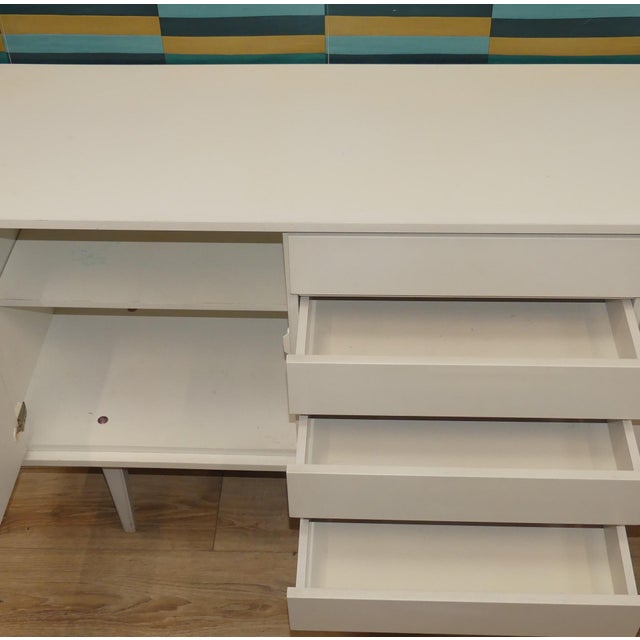 Large Mid-Century Modern White Sideboard in the style of Panton Era, 1970s For Sale - Image 9 of 18