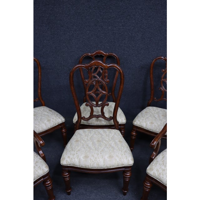 Late 20th Century Set of 6 Thomasville Georgian Style Cherry Dining Chairs For Sale - Image 5 of 17