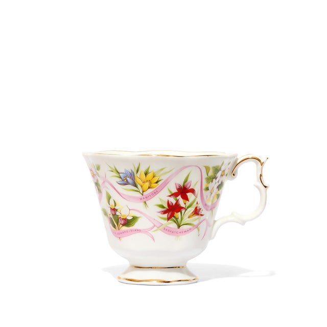 1980s Royal Albert "Our Emblems Dear" Bone China Teacup & Saucer Set, Canada Provincial Flowers, Gainsborough Shape, England, 1980–1981 For Sale - Image 5 of 7