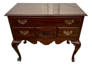 Vtg. Ethan Allen Queen Anne Style Mahogany Four Drawer Lowboy