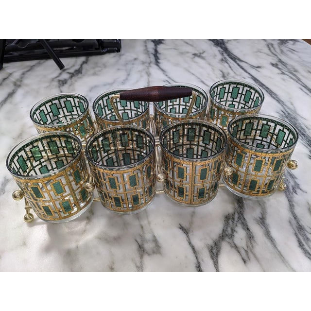 Gold Mid-Century Emerald & Gold Tumbler Glasses With Carrier- 9 Pieces For Sale - Image 8 of 8