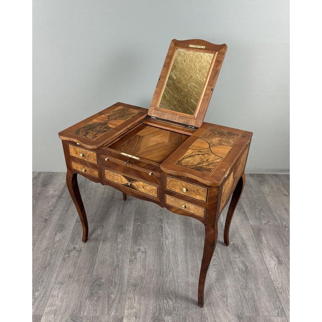 20th Century Louis XV Marquetry Dressing Table, Vanity Table with Mirror, in Very Good conditions. Designed 1920 to 1949