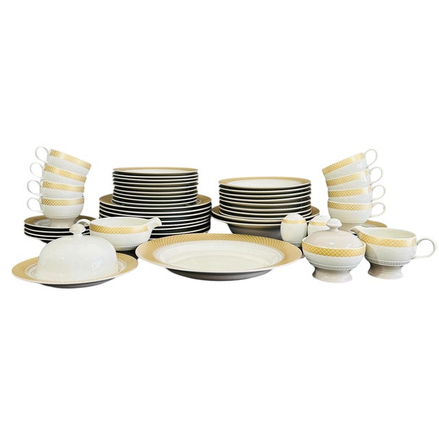 Elevate your dining experience with this exquisite, complete 52-piece vintage dinnerware set in the highly sought-after...