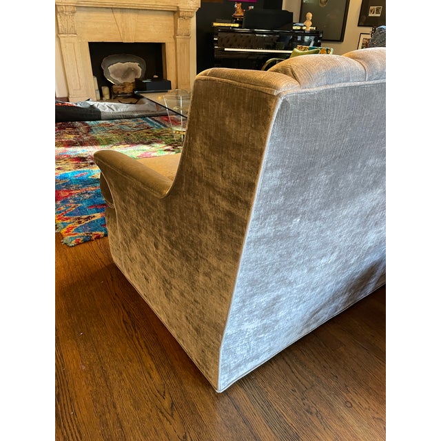 Textile 1990s Tufted Sofa in Blue Velvet For Sale - Image 7 of 8