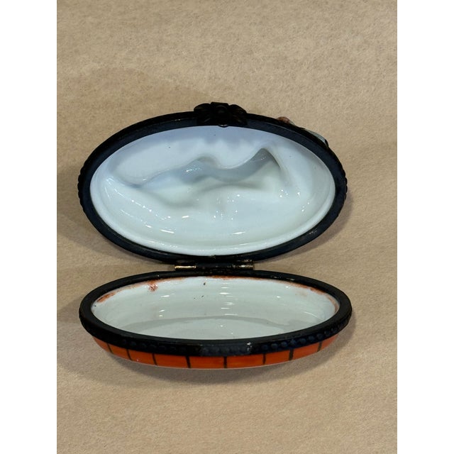 French Antique Porcelain Mouse Trinket Box For Sale - Image 3 of 4