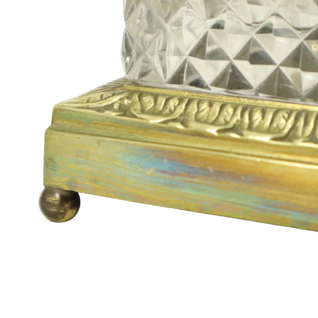 Empire Table Lamp in Cut Crystal with Diamond Pattern and Gilt Bronze, 1890s For Sale - Image 6 of 17