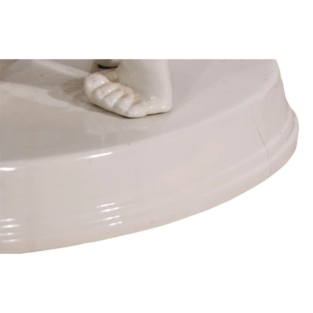 Mid-Century Modern White Ceramic Nude Female Table Lamp Made in Usa Ca. 1950/1960's For Sale - Image 3 of 7