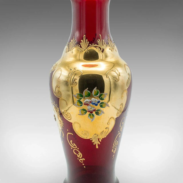 1970s Vintage Venetian Show Vase, Italian Art Glass, Gilt, Decorative Flower Urn For Sale - Image 9 of 11