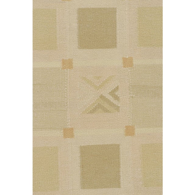 Mid-Century Modern Rug & Kilim’s Scandinavian Style Rug in Pink and Cream With Geometric Patterns For Sale - Image 3 of 7