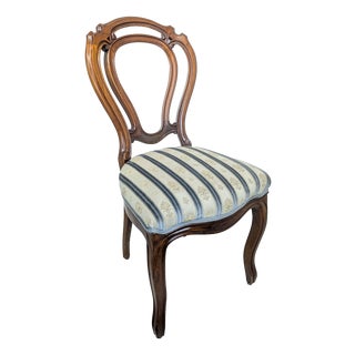 Louis Philippe Medallion Chair in Walnut Wood, 1960 For Sale