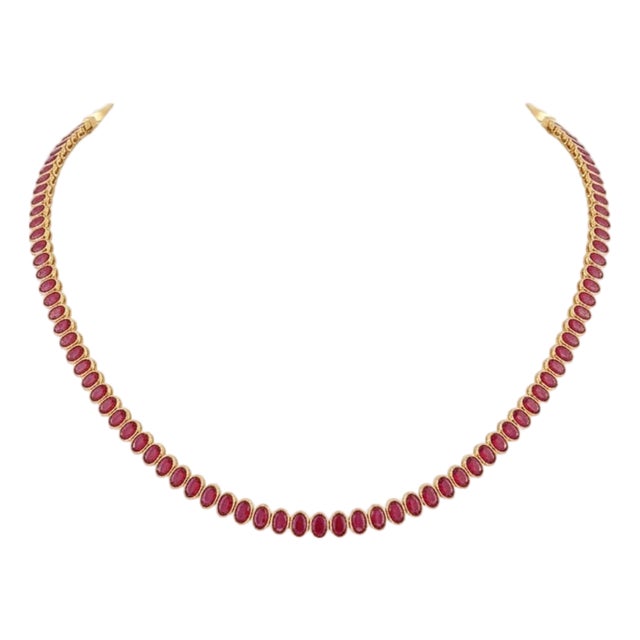 Elegant 18k Gold Necklace With 31.28ct Ruby For Sale