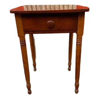 19th Century Early American/Late Federal Style Work Side Table For Sale