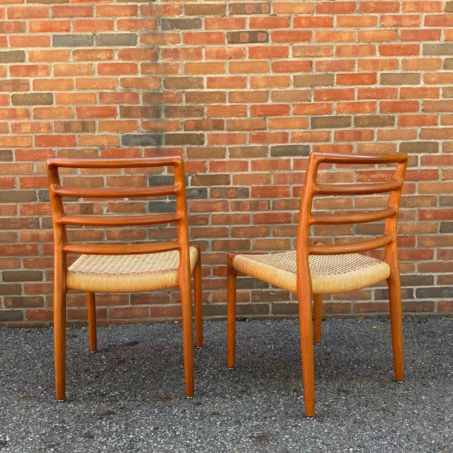 Mid 20th Century Danish Modern Teak Dining Set With 4 Niels Otto Møller Model 85 Chairs for for j.l. Møllers Møbelfabrik For Sale - Image 9 of 12