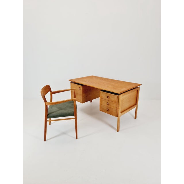 Vintage Danish Desk in Oak by Arne Vodder for GV Møbler, Denmark, 1960s For Sale - Image 13 of 18