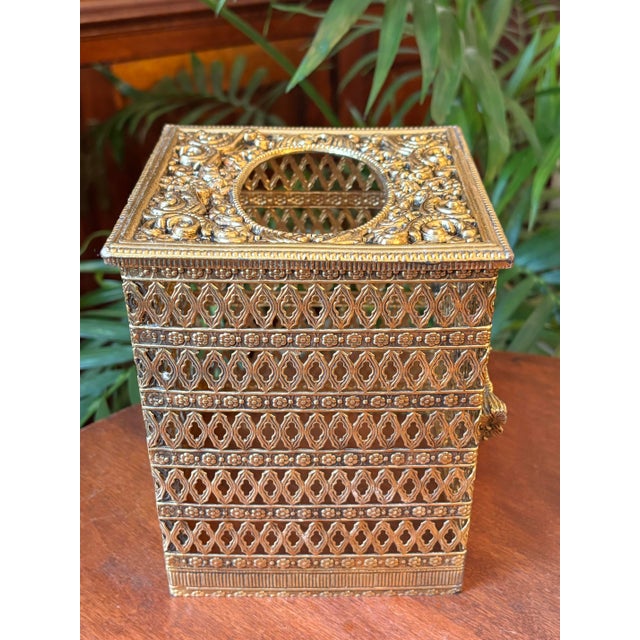 1970s Hollywood Regency Gold Ormolu Filigree Tissue Holder Cover For Sale - Image 5 of 7