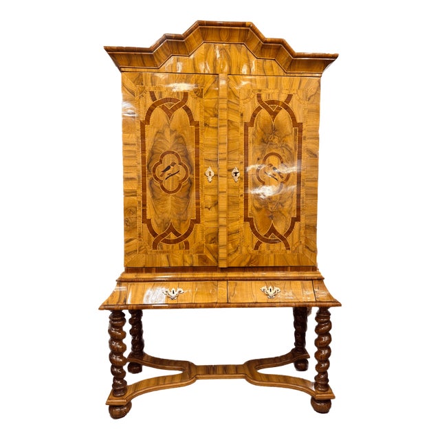 Antique Baroque Cabinet in Walnut, 1700s For Sale