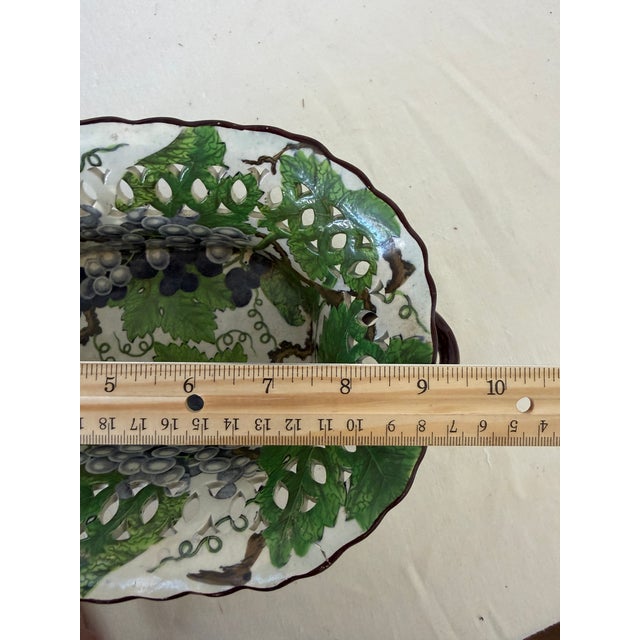 Early 19th-Century English Staffordshire Pearlware Reticulated Chestnut Basket, Circa 1820–1835 For Sale - Image 14 of 15