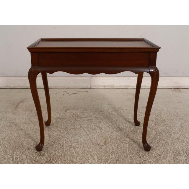 Age: Approx: 25 Years Old Details: Shell Carved Knees Quality Construction Queen Anne Legs & Pad Feet Cross Banded Top...