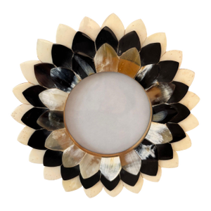 Scalloped Round Picture Frame in White and Brown Horn Bone Inlaid
