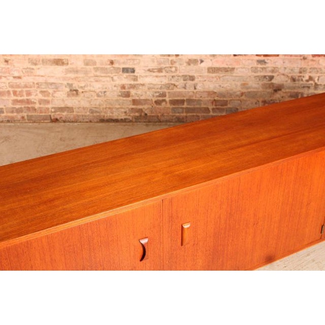 Long Mid-Century Modulus Sideboard in Teak from Fristho, Netherlands, 1960s For Sale - Image 17 of 18