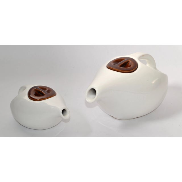 American 1980s Arts and Crafts White Brown Ceramic Tea Pots- Set of 2 For Sale - Image 3 of 12